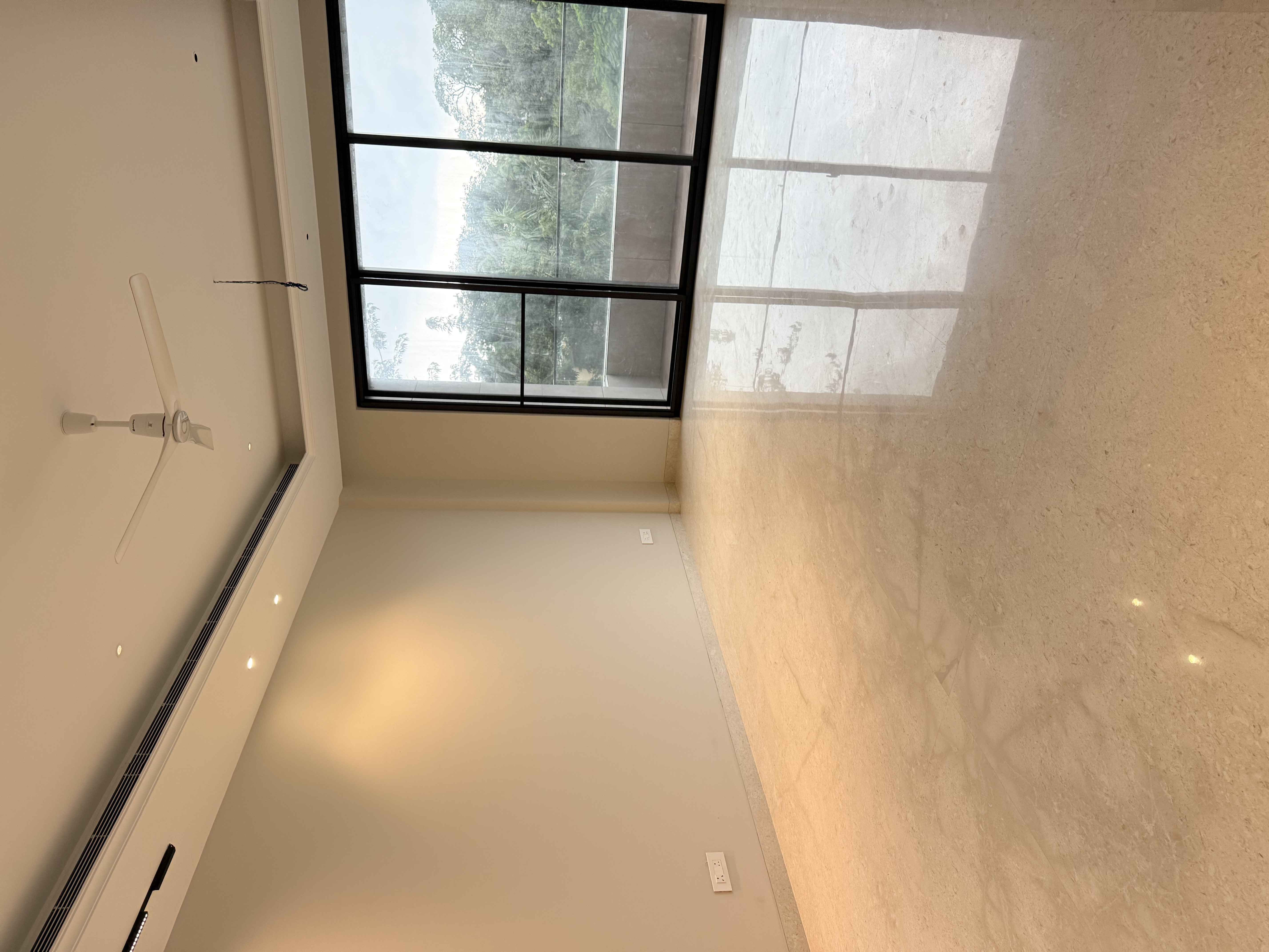 Luxury Third Floor With Terrace Garden – Chirag Enclave, South Delhi